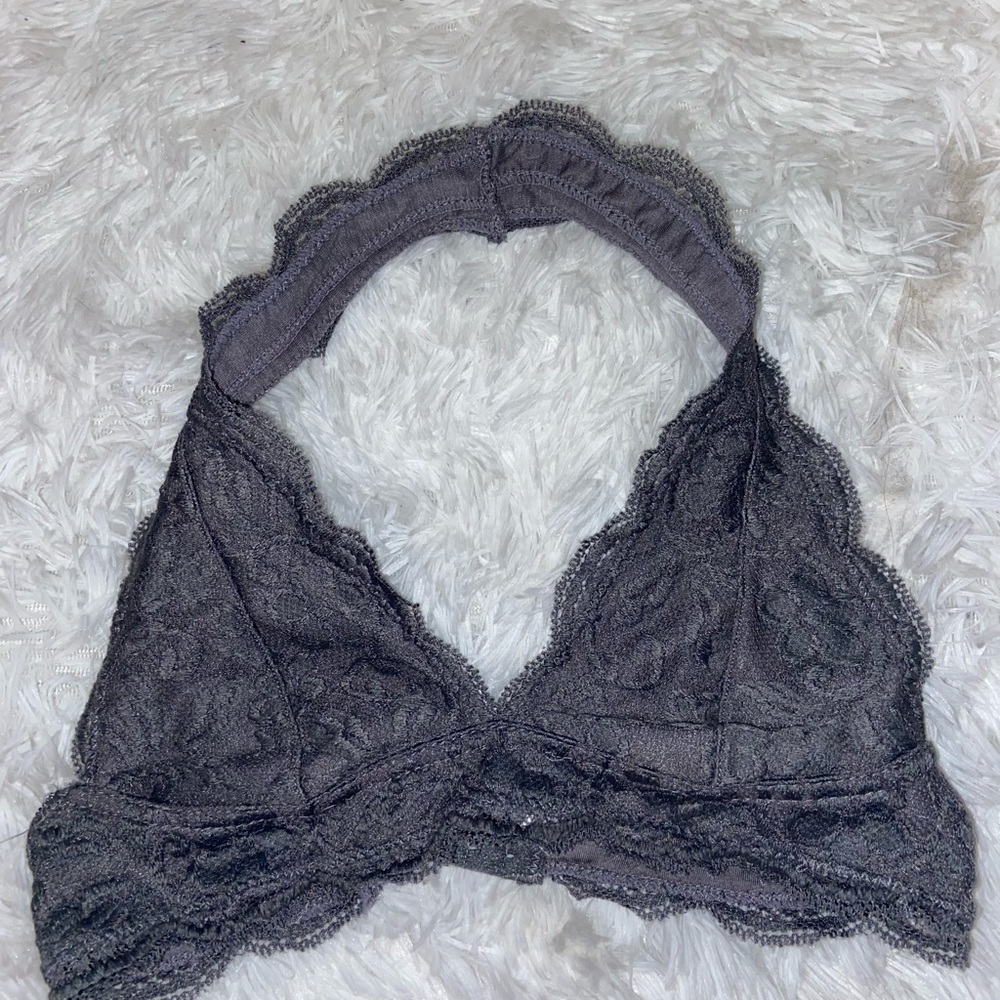 TILLYS CUTE GREY BRALETTE